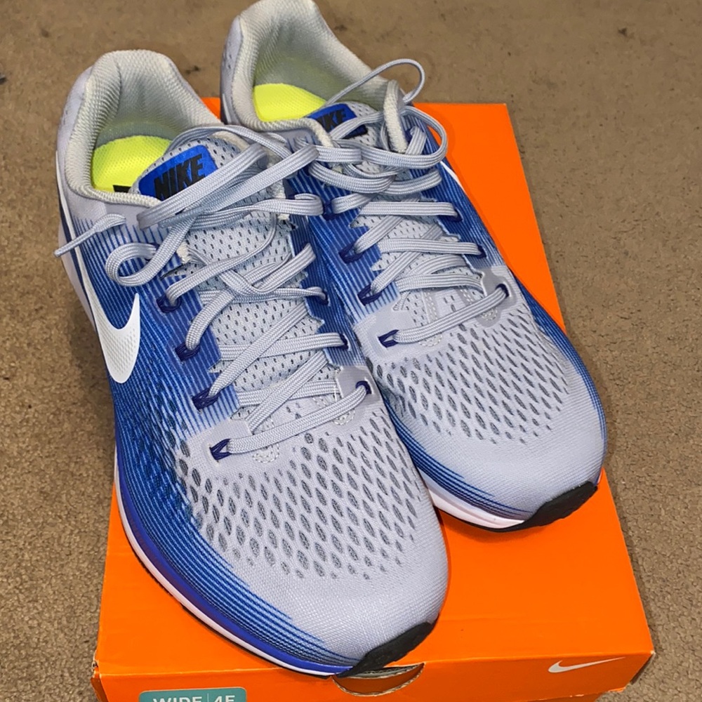 Men’s Nike Sneakers